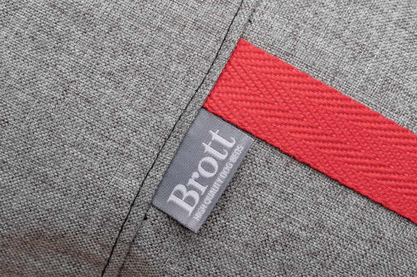 Brott RoundBed Grau